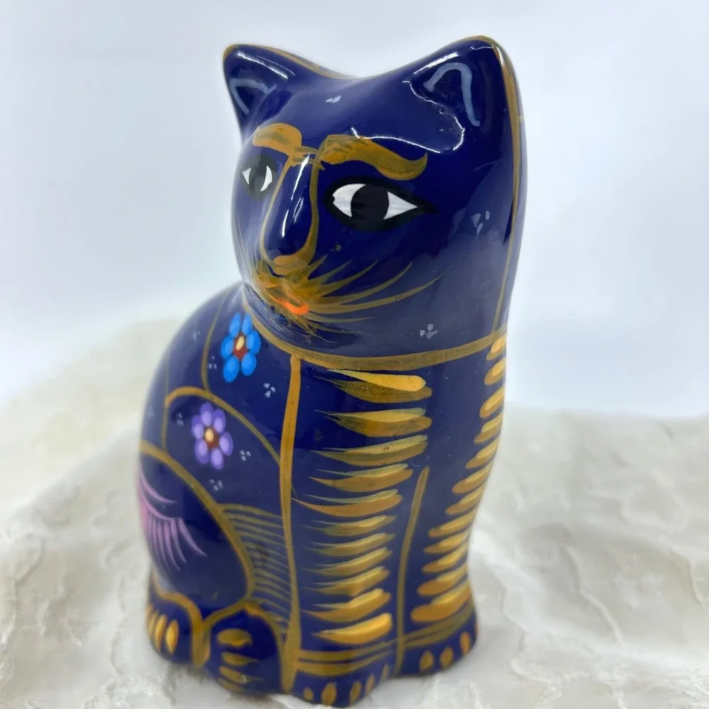 Vintage Hand Painted Ceramic Mexican Folk Art Talavera Cat Figurine With Flowers